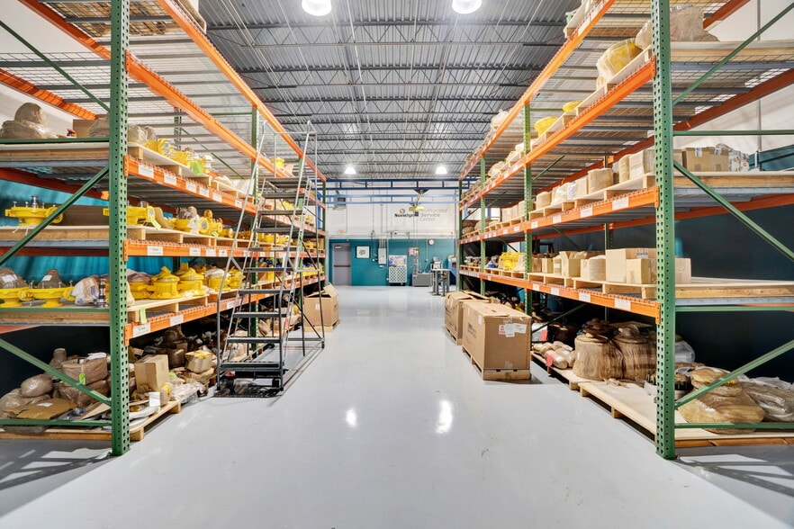 More Photos Of 2311 Executive St, Charlotte Warehouse For Sale