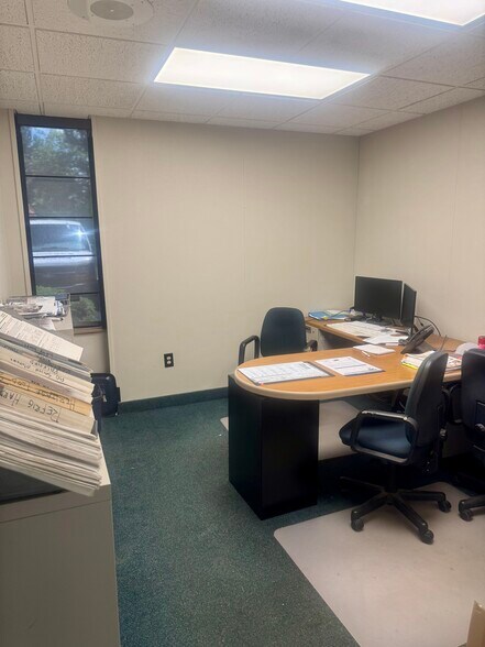 More Photos Of 1834 Bagwell St, Flint Warehouse For Sale