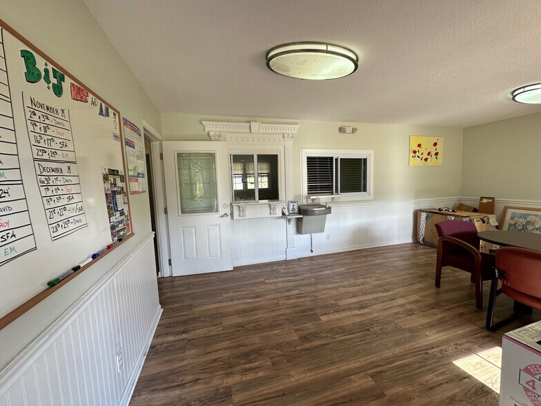 More Photos Of 2136 N Main St, Fuquay-Varina Medical For Sale
