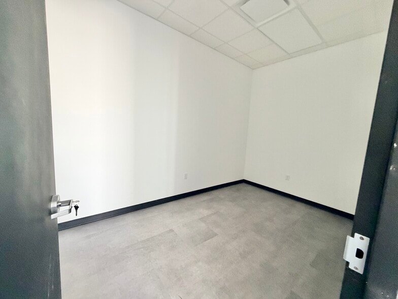 More Photos Of 25366 Richards Rd, Spring Unknown For Lease