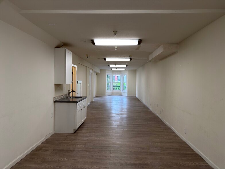 More Photos Of 1323 Columbus Ave, San Francisco Office Residential For Lease