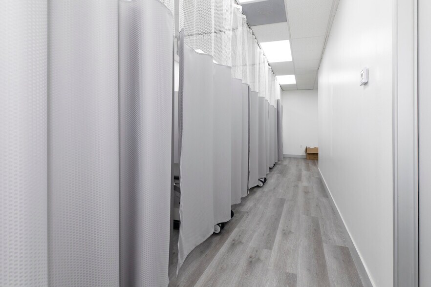 More Photos Of 350 W Arden Ave, Glendale Office For Lease