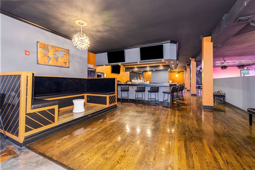 More Photos Of 3014 Memorial Ave, Lynchburg Restaurant For Sale