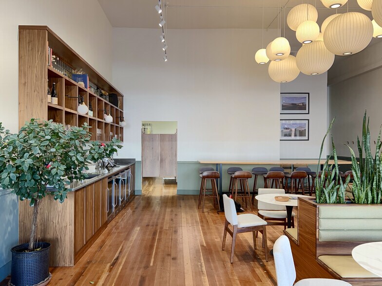 More Photos Of 7 W Alder St, Walla Walla Storefront For Lease