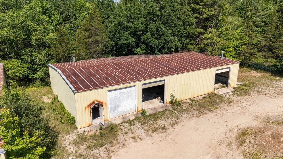 More Photos Of 890 Island Lake Rd NW, Kalkaska Manufacturing For Sale
