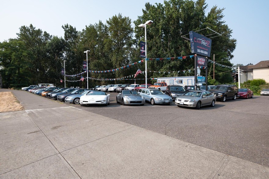 More Photos Of 20155 McLoughlin Blvd, Gladstone Land For Lease