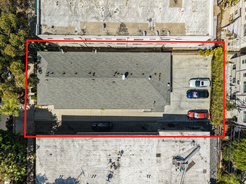 More Photos Of 7627 Hampton Ave, Los Angeles Apartments For Sale