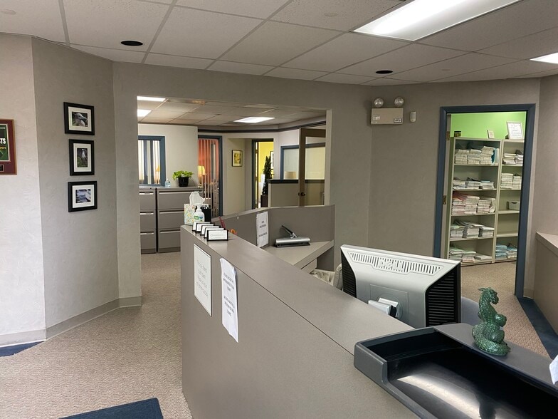 More Photos Of 106 Elden St, Herndon Medical For Sale