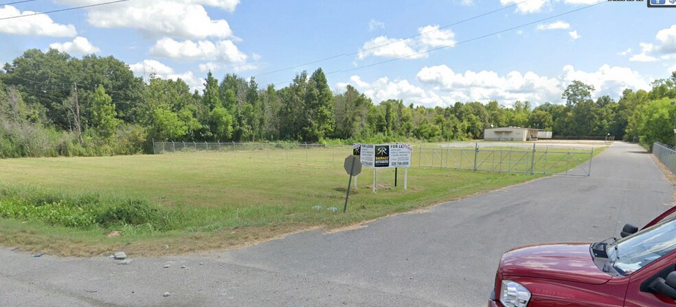 More Photos Of 14500 Scenic hwy, Baton Rouge Land For Lease