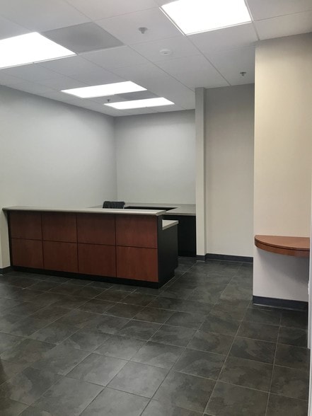 More Photos Of 1400 N Dutton Ave, Santa Rosa Medical For Sale