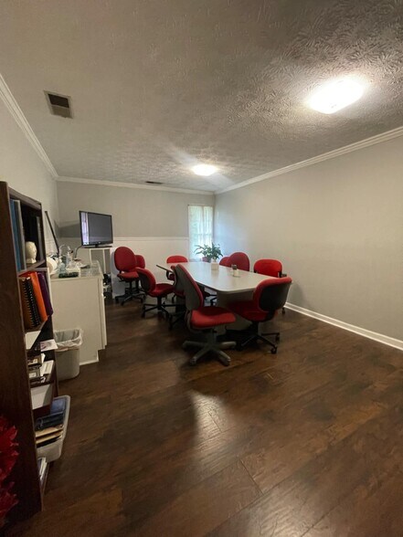 More Photos Of 3060 Bouldercrest Rd, Ellenwood Religious Facility For Sale