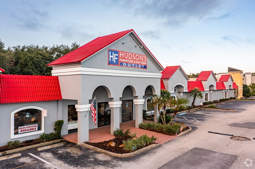 Primary Photo Of 684 E Altamonte Dr, Altamonte Springs General Retail For Lease