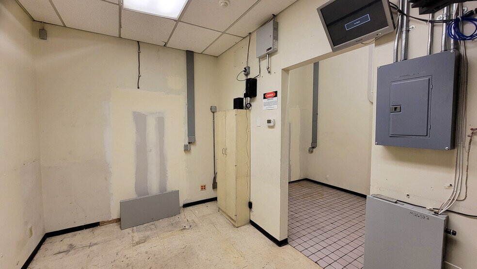 More Photos Of 16990 Bear Valley Rd, Victorville Bank For Sale