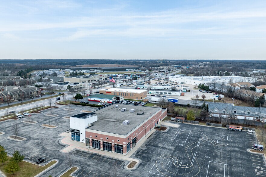 More Photos Of 2015 N Rand Rd, Palatine Auto Dealership For Sale