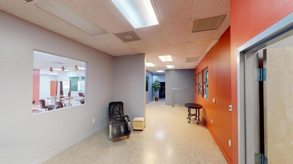More Photos Of 225 N Ronald Reagan Blvd, Longwood General Retail For Sale
