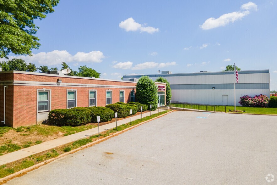 More Photos Of 271 Lancaster Ave, Frazer Manufacturing For Lease