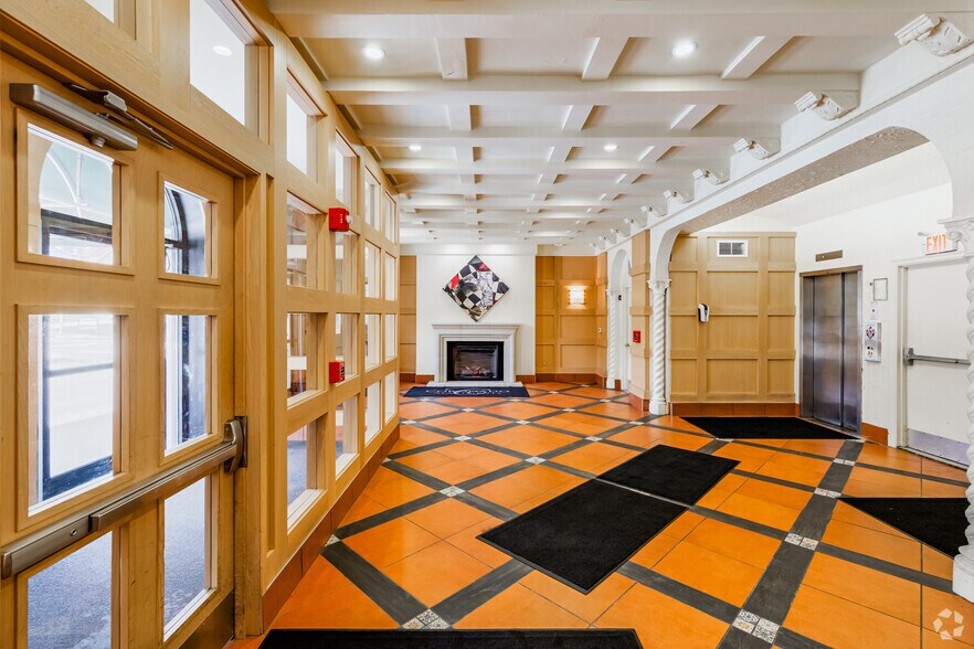 More Photos Of 500 S Aiken Ave, Pittsburgh Apartments For Lease