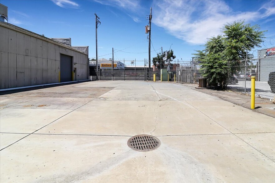 More Photos Of 1520 E Miner Ave, Stockton Manufacturing For Sale