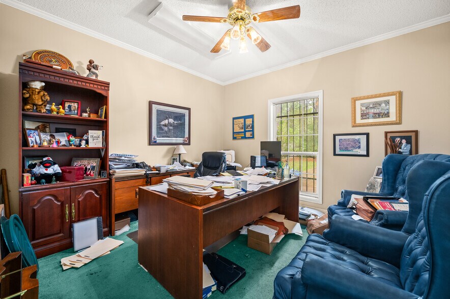 More Photos Of 1603 Melrose St, Pineville Office For Sale