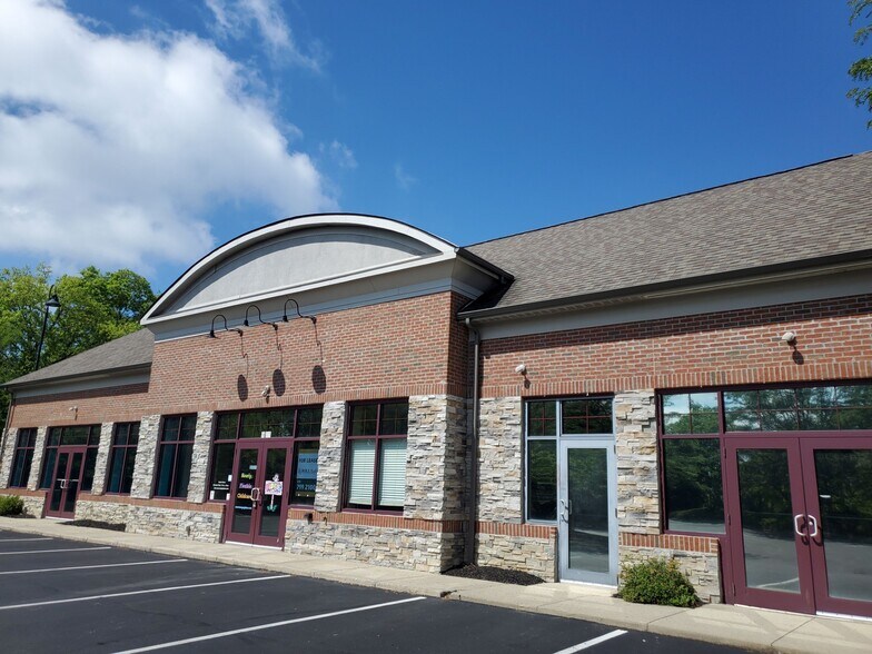 More Photos Of 5677-5691 Woerner Temple Rd, Dublin Unknown For Lease
