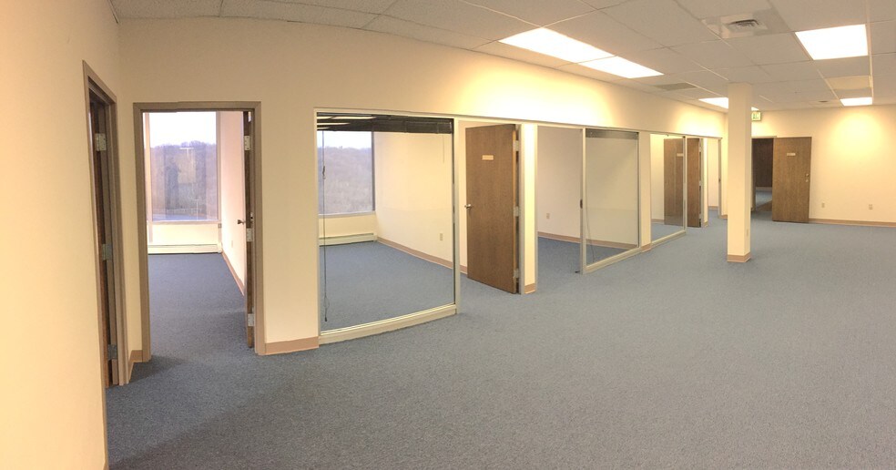 More Photos Of 2300 Montana Ave, Cincinnati Office For Sale