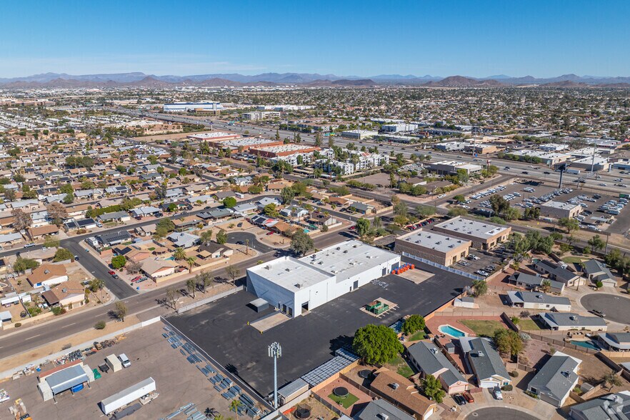 More Photos Of 2727 W Grovers Ave, Phoenix Warehouse For Sale