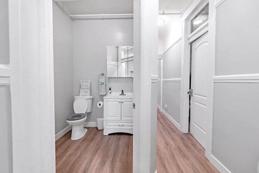 More Photos Of 3228-3230 Adeline St, Berkeley Apartments For Sale