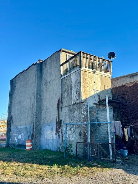 More Photos Of 105 S Central Ave, Baltimore Industrial For Sale