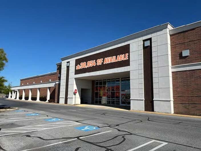 More Photos Of 5125 Jonestown Rd, Harrisburg Storefront For Lease