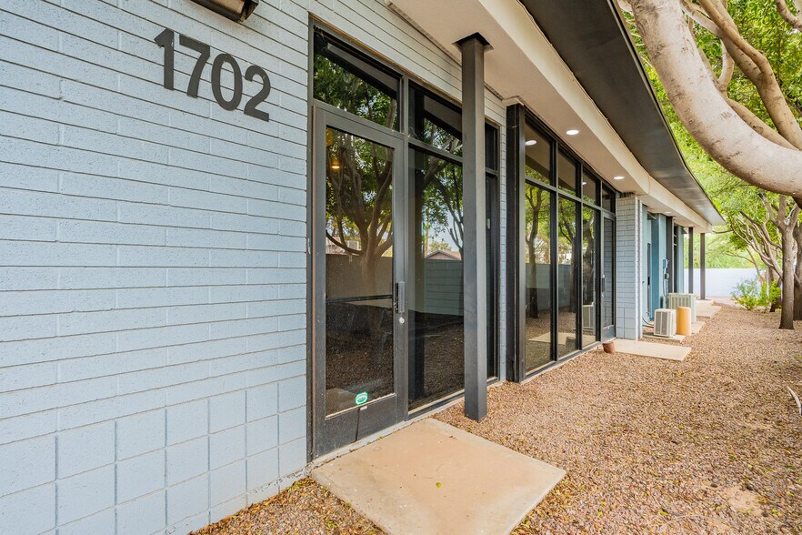 More Photos Of 1702 E McNair Dr, Tempe Office Residential For Lease