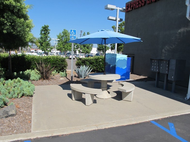 More Photos Of 14168 Poway Rd, Poway Unknown For Lease