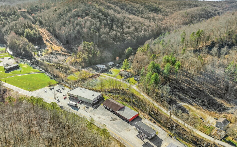 More Photos Of 551 Main St N, Mc Kee Drugstore For Sale