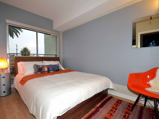 More Photos Of 1447 Lincoln Blvd, Santa Monica Apartments For Lease