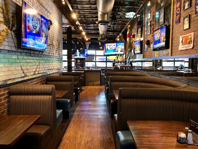 More Photos Of 6000-6022 N 16th St, Phoenix Unknown For Lease