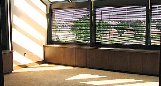 More Photos Of 825 Riverview Dr, Benton Harbor Light Distribution For Sale