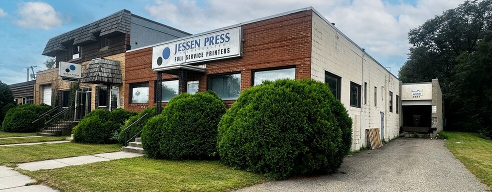 More Photos Of , Saint Louis Park Unknown For Sale