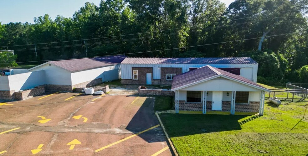 Primary Photo Of 3661 Simpson Highway 49, Mendenhall Office For Sale