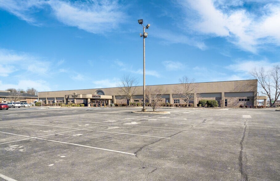 More Photos Of 420 W Morris Blvd, Morristown Medical For Lease