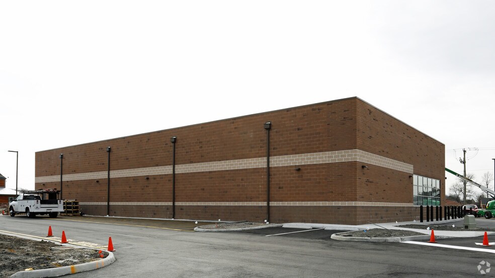 More Photos Of 6150 Old College Dr, Suffolk Drugstore For Sale