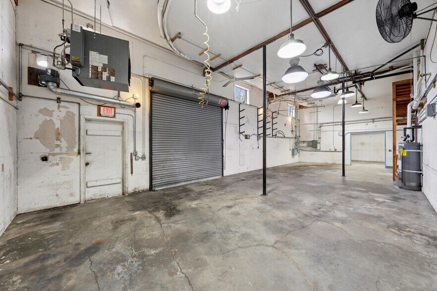 More Photos Of 253 S 25th St, Richmond Flex For Sale