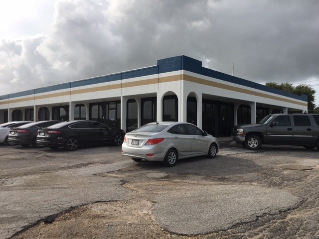 Primary Photo Of 9359 IH 37, Corpus Christi Office For Lease