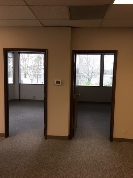 More Photos Of 8565 SW Salish Ln, Wilsonville Office For Lease