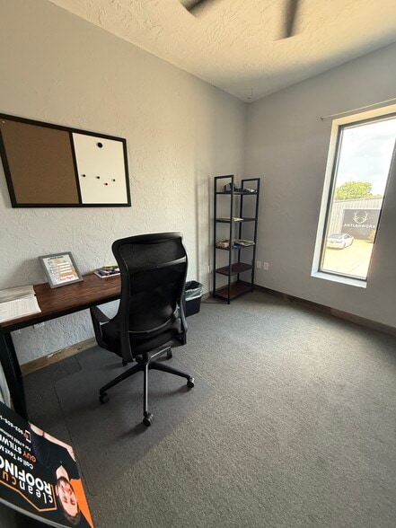 More Photos Of 1907 E US Highway 80, White Oak Office For Sale