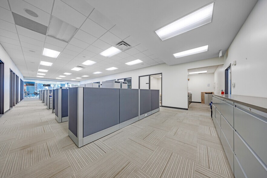 More Photos Of 2155 SW 22nd St, Miami Office For Lease