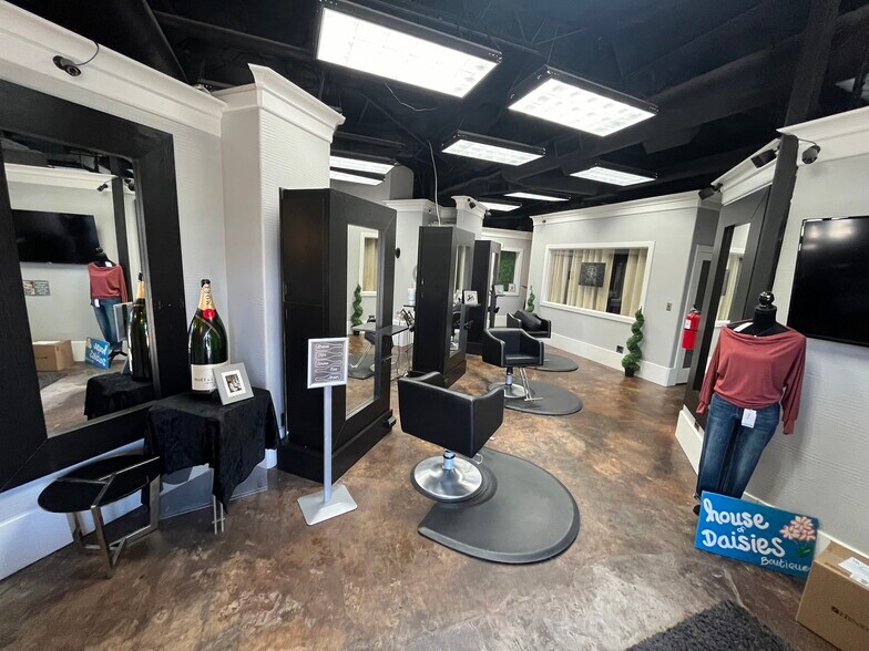 More Photos Of 4400-4404 Colleyville Blvd, Colleyville Unknown For Lease