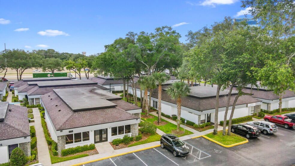 More Photos Of 679-697 Douglas Ave, Altamonte Springs Unknown For Lease