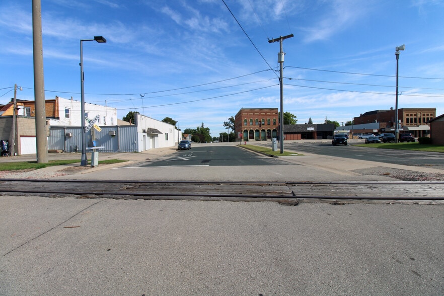 More Photos Of 14 1st SE st, Dodge Center Industrial For Sale