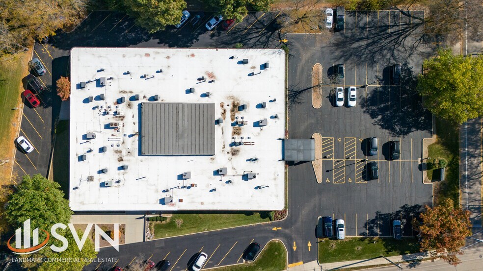 More Photos Of 1425 N McLean Blvd, Elgin Medical For Sale