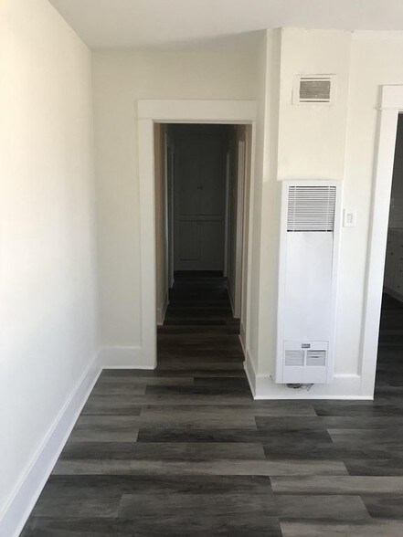 More Photos Of 1089 E 7th St, Long Beach Apartments For Sale