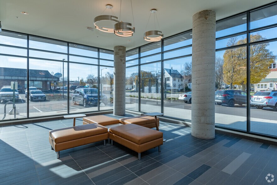 More Photos Of 1482 S 84th St, West Allis Apartments For Lease